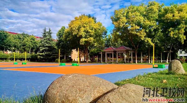 石家莊工商職業(yè)學(xué)院操場