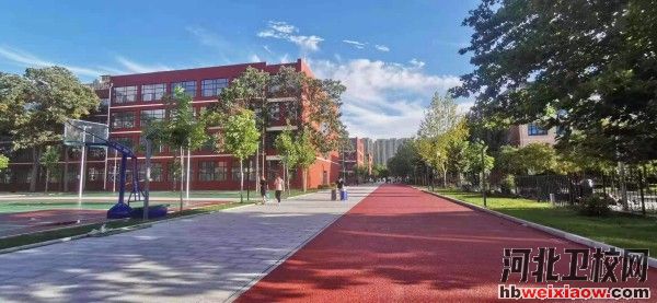 河北東方學(xué)院操場