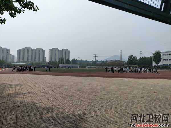 石家莊理工職業(yè)學(xué)院操場(chǎng)